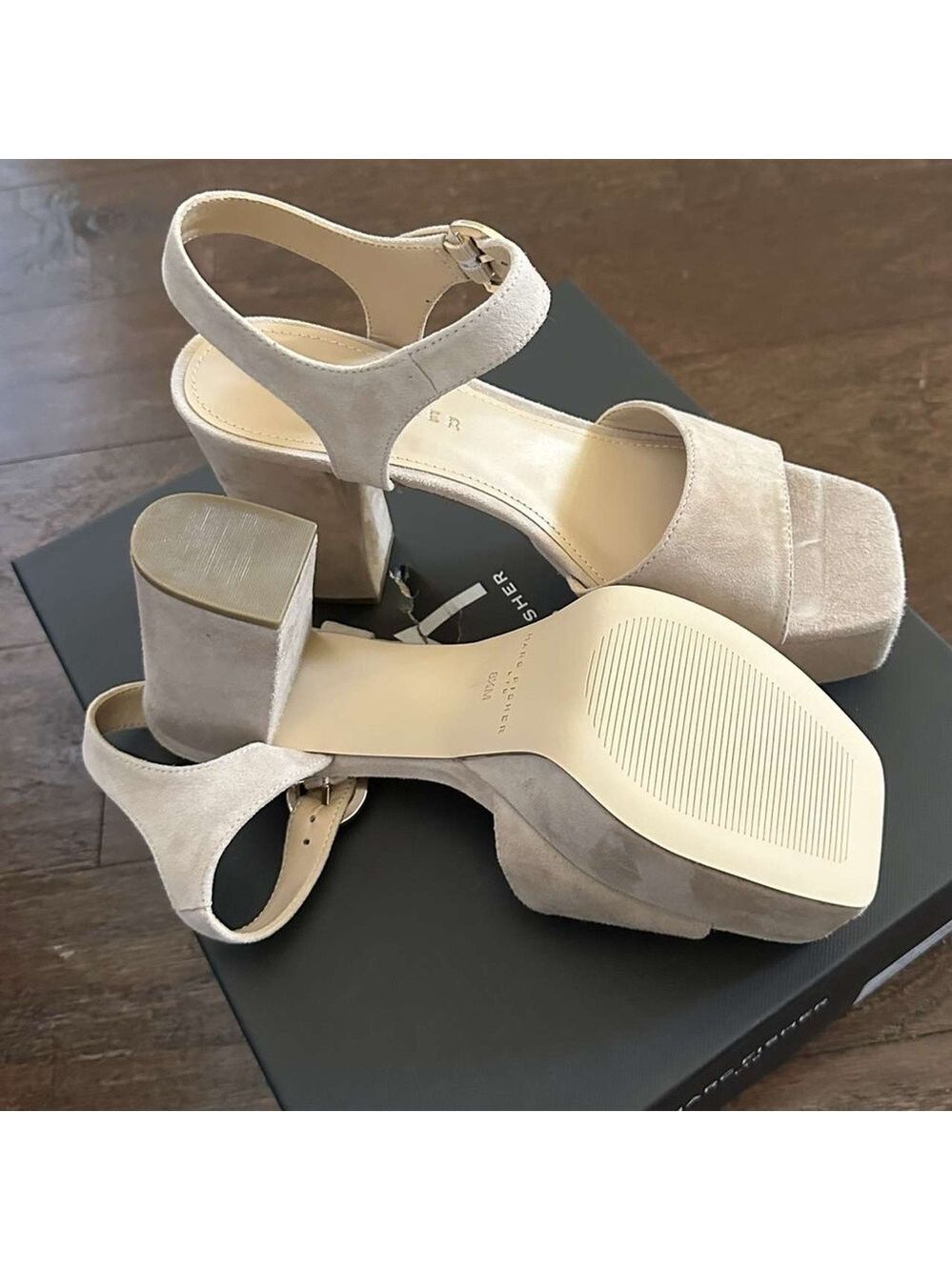 Marc Fisher LTD Cinthia Platform Sandals Women’s 8.5 Light Beige Suede NWT - Picture 14 of 15